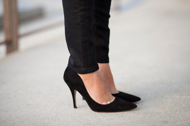 How To Slim The Ankle Of Skinny Jeans
