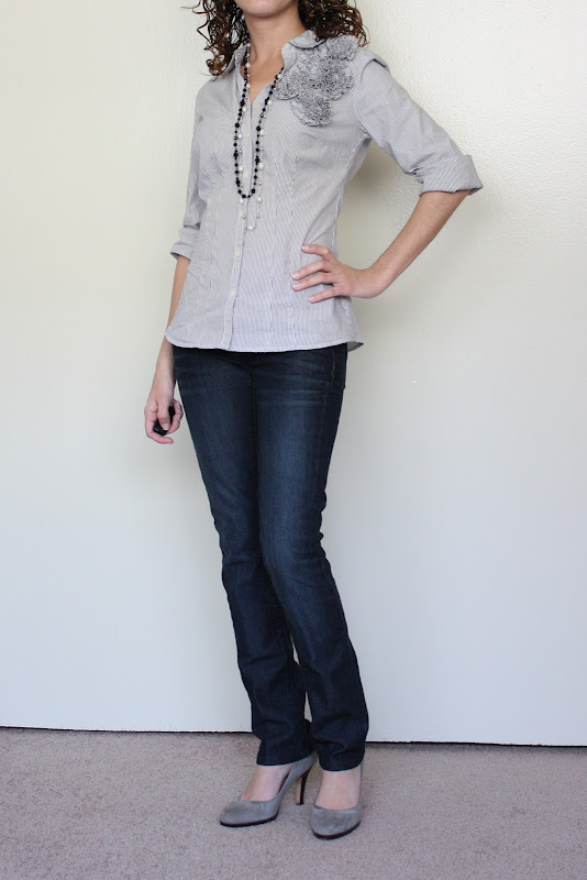 Petite Outfit: Fun With the LOFT Corsage Button Down
